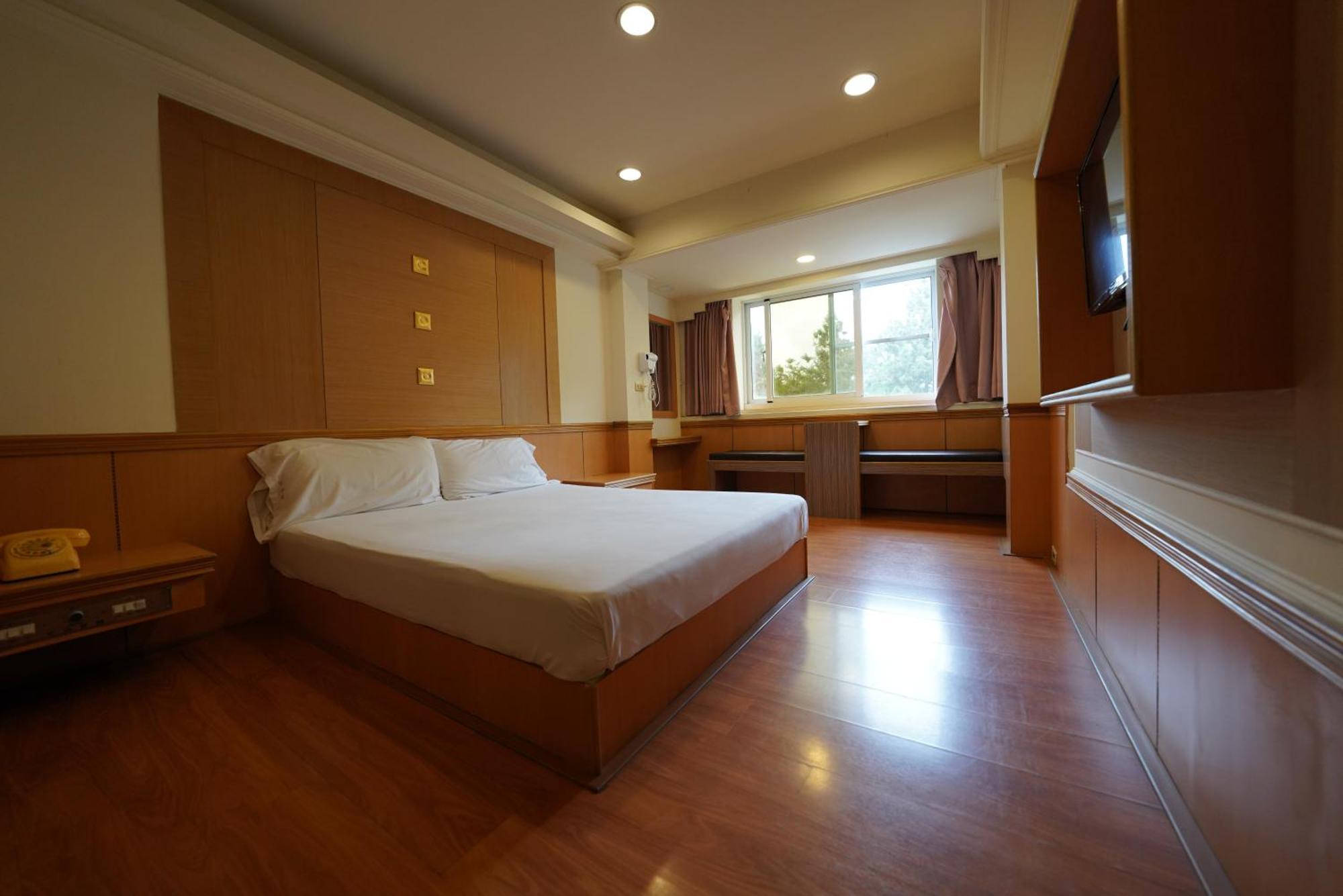 Wun Sun Hotel Zhongzheng  Exterior photo