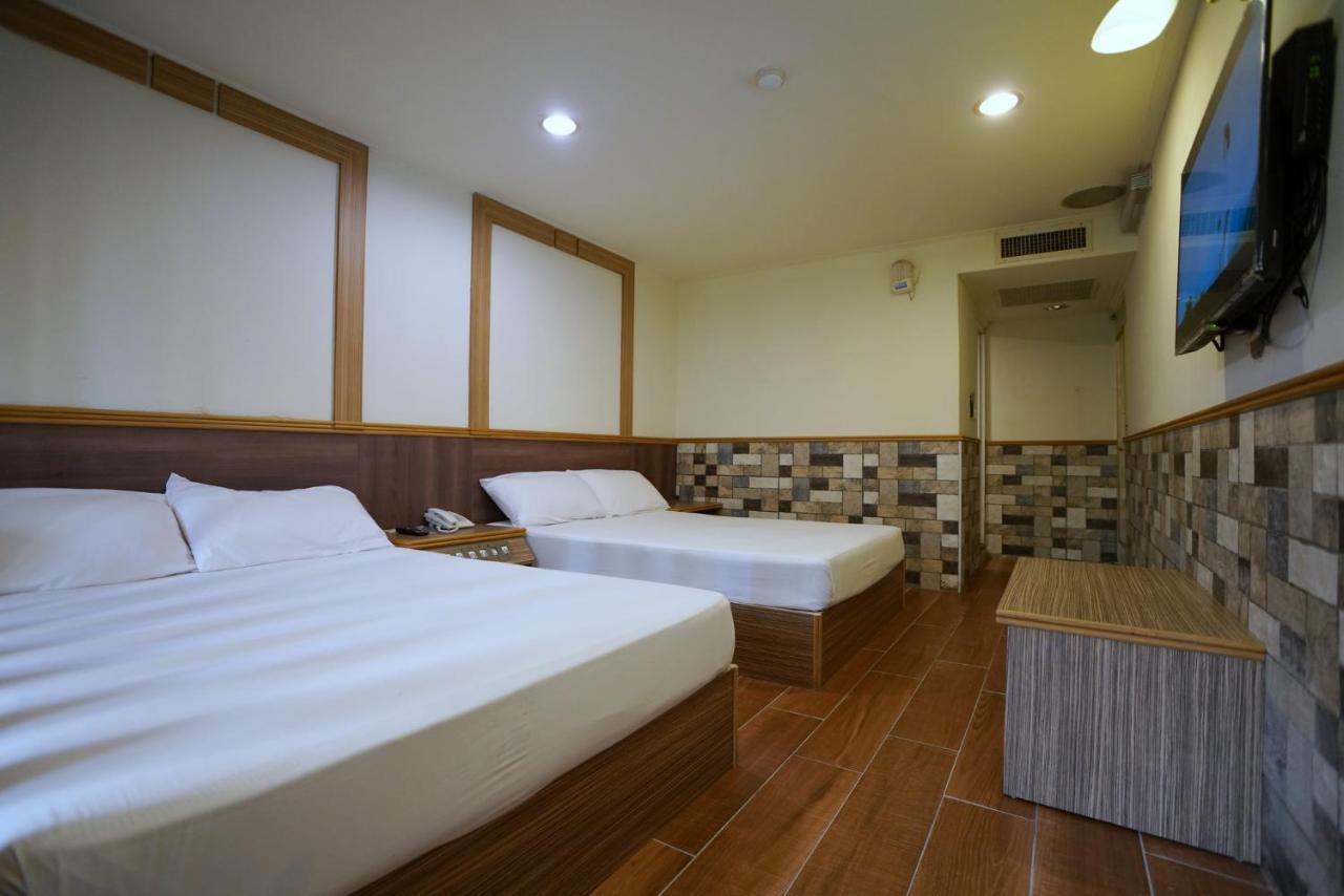 Wun Sun Hotel Zhongzheng  Exterior photo